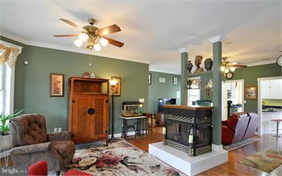 202 Azalea Road Colonial Beach, VA 22443 - Photo 9 of 24 Interior (General)
