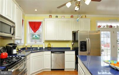 202 Azalea Road Colonial Beach, VA 22443 - Photo 10 of 24 Kitchen