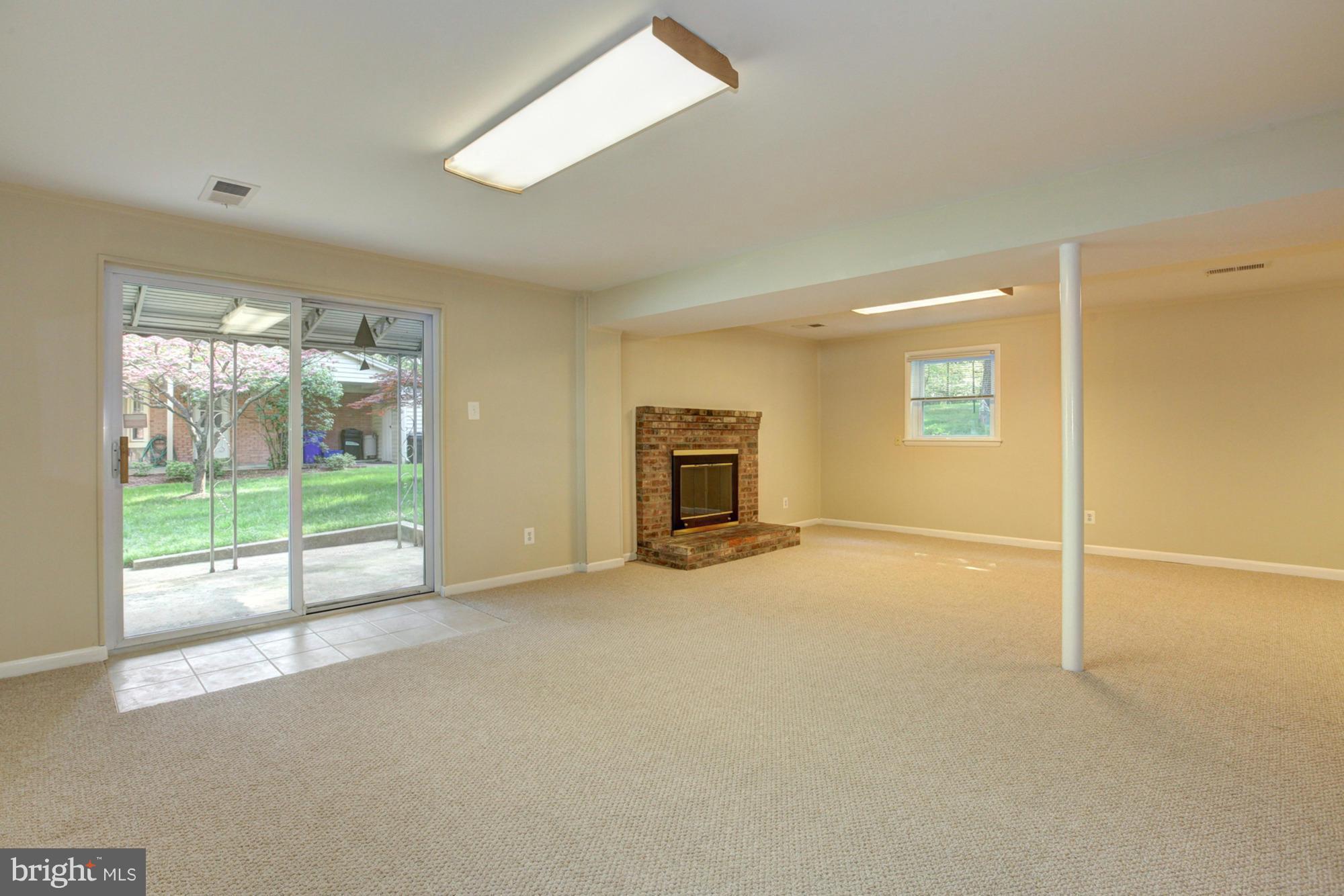 2714 Weller Road Silver Spring, MD 20906 - Photo 21 of 29 Family Room