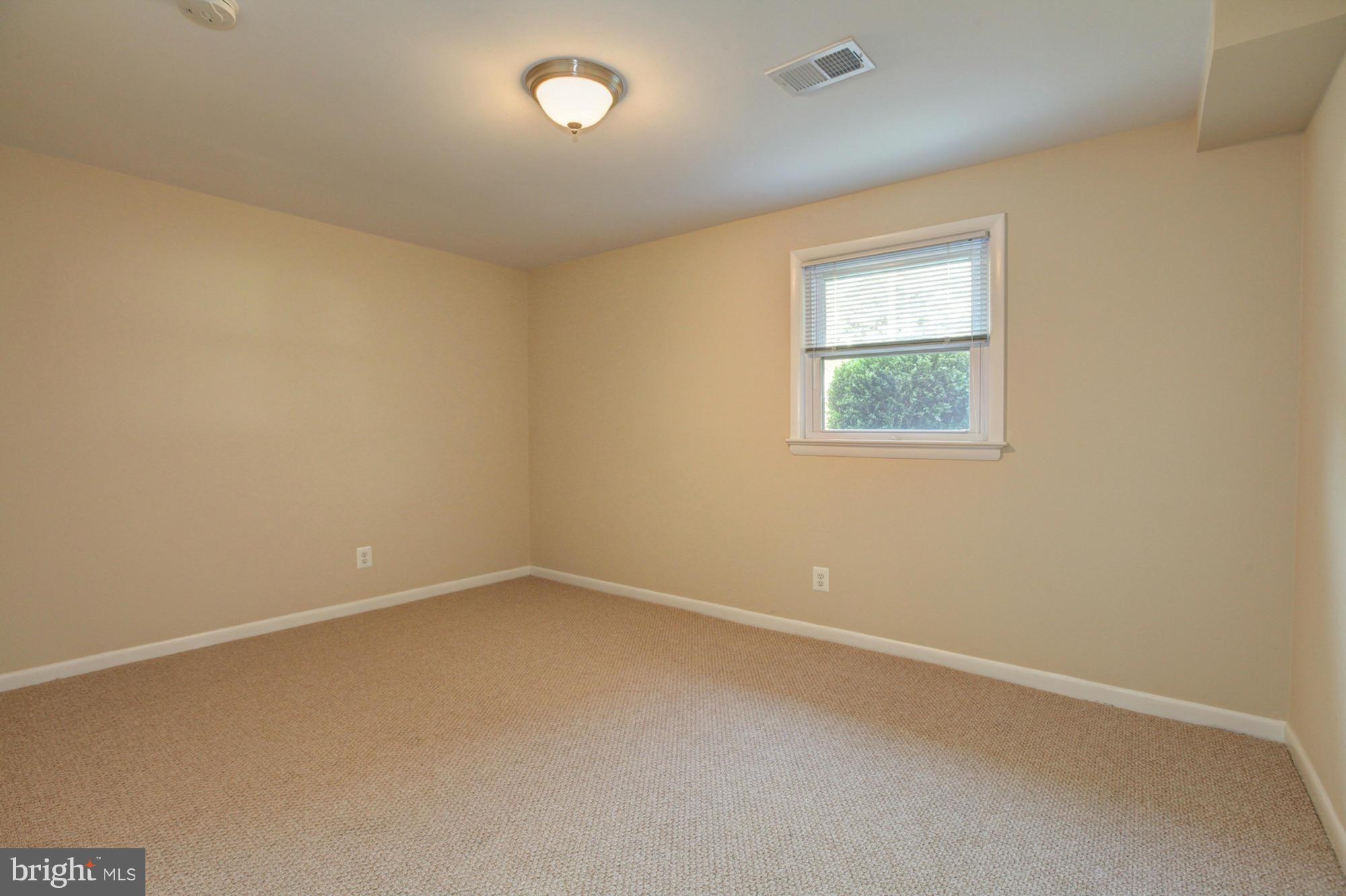 2714 Weller Road Silver Spring, MD 20906 - Photo 22 of 29 Bedroom #4