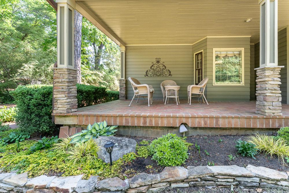 2915 Ashford Road Northeast Brookhaven, GA 30319 - Photo 8 of 60