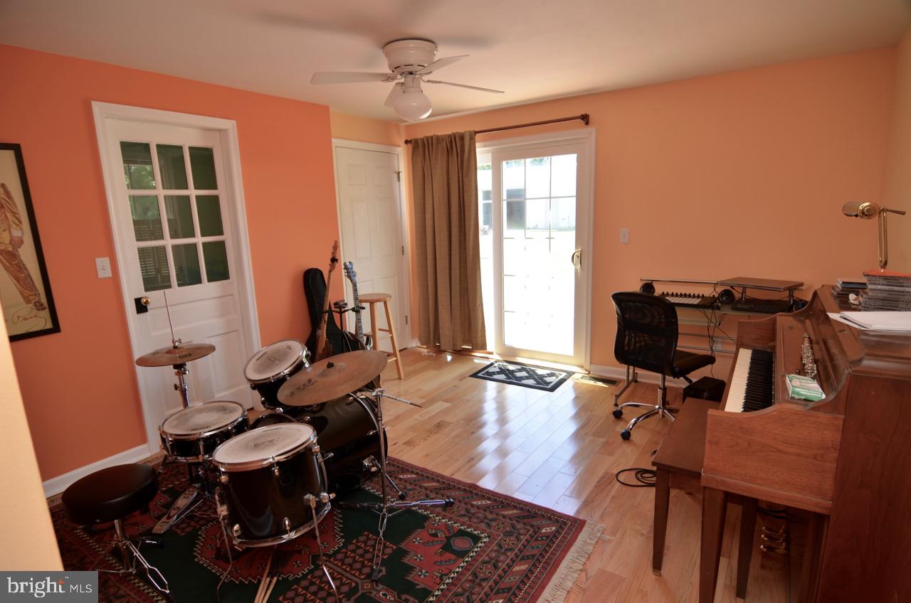 6542 Rock Hall Road Rock Hall, MD 21661 - Photo 13 of 40 Gallery Image 13