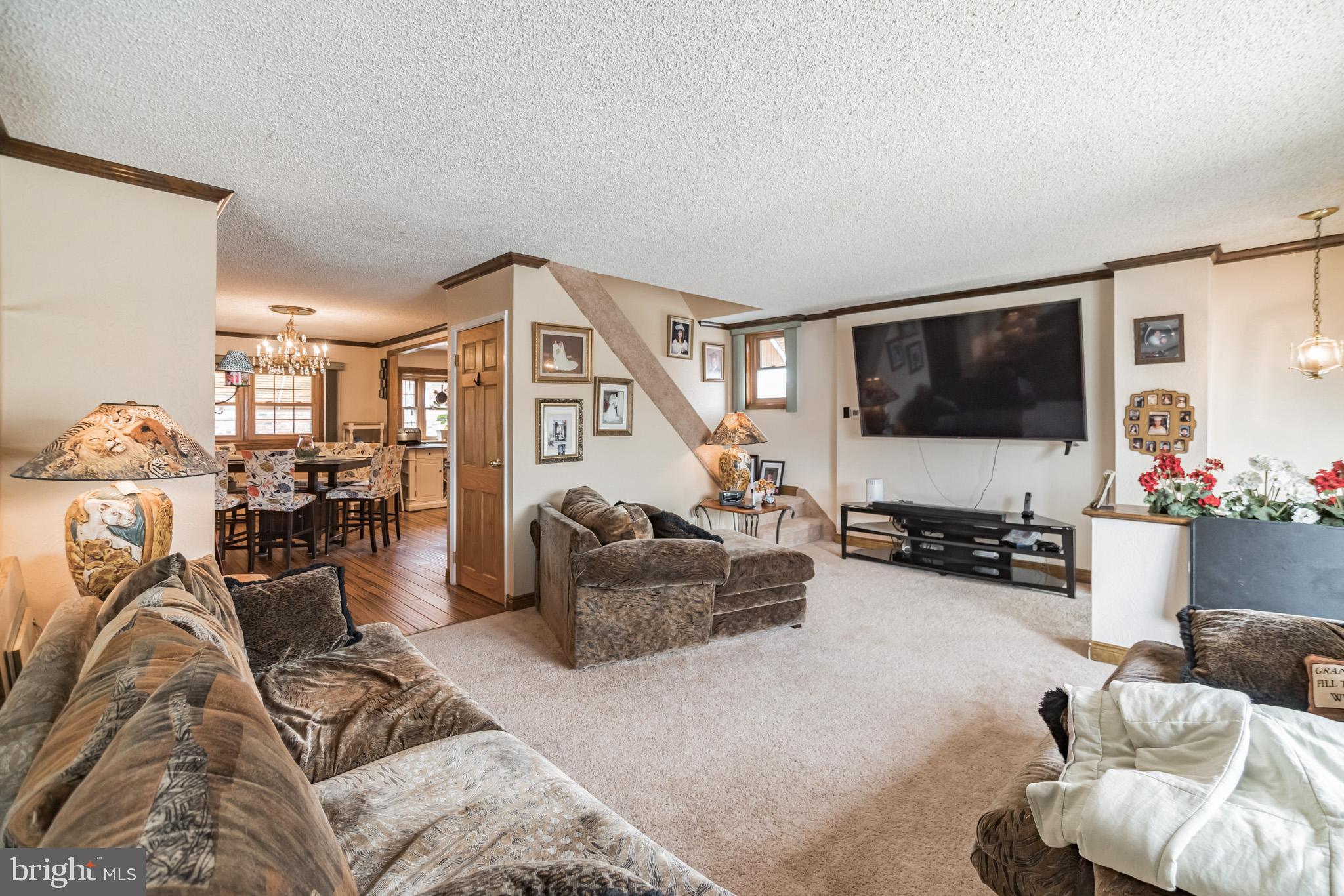 12627 Richton Road Philadelphia, PA 19154 - Photo 4 of 30