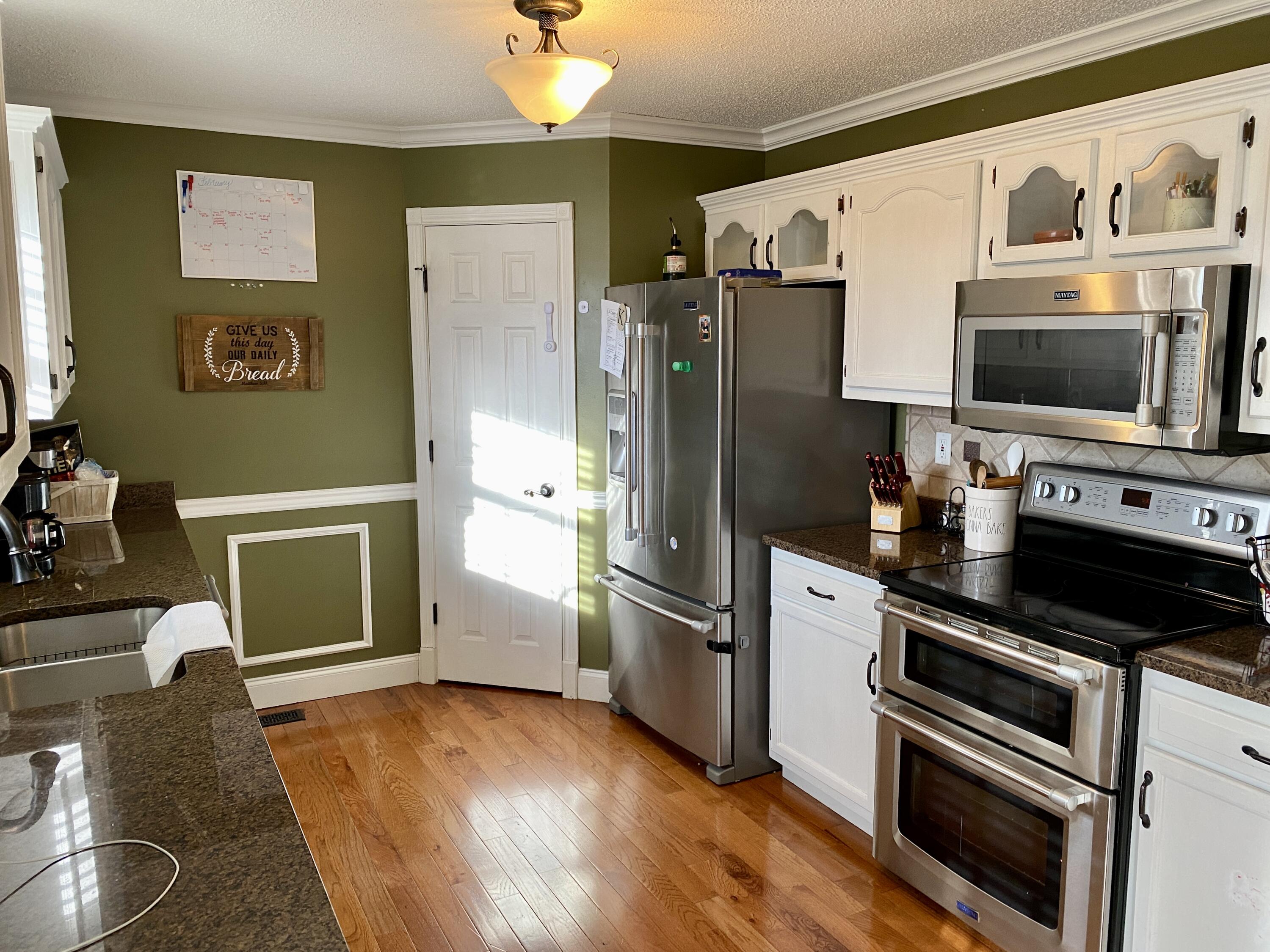 333 Grandview Lane Strunk, KY 42649 - Photo 20 of 64 413F6A3E-14C7-4C65-B758-80FDB02D0B86