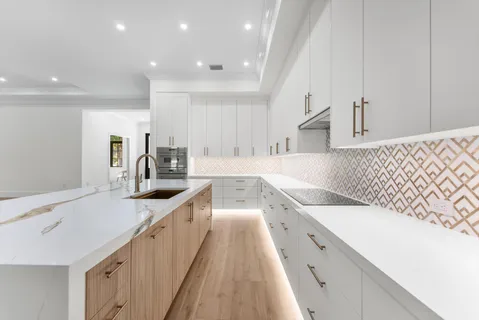 $3,700,000 | 715 Mission Hill Road, Boynton Beach, FL 33435