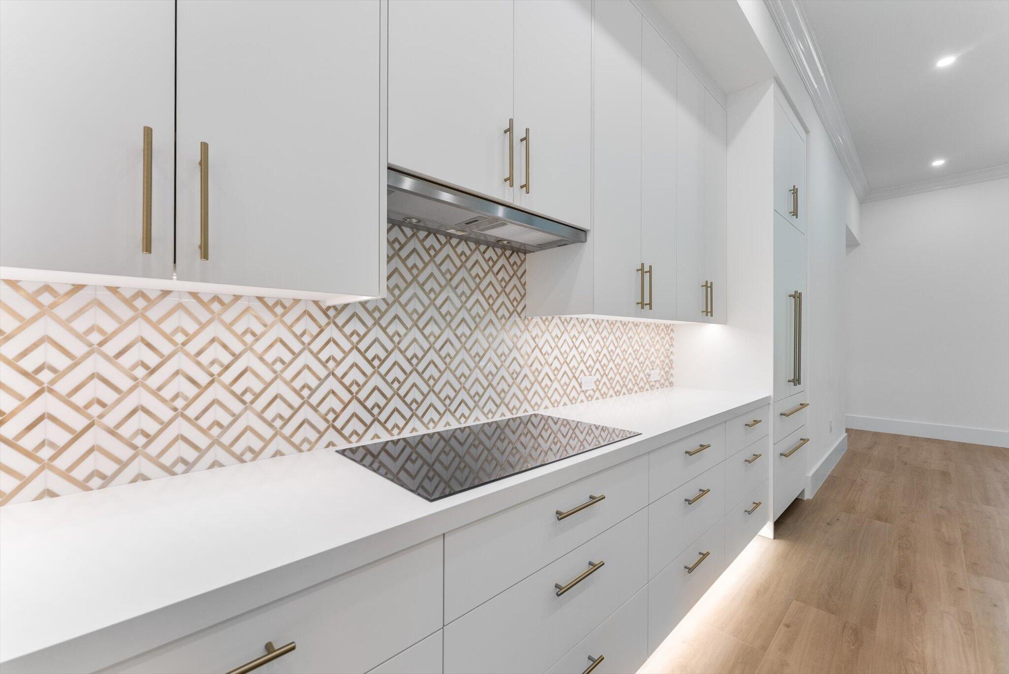 715 Mission Hill Road Boynton Beach, FL 33435 - Photo 14 of 52 Kitchen