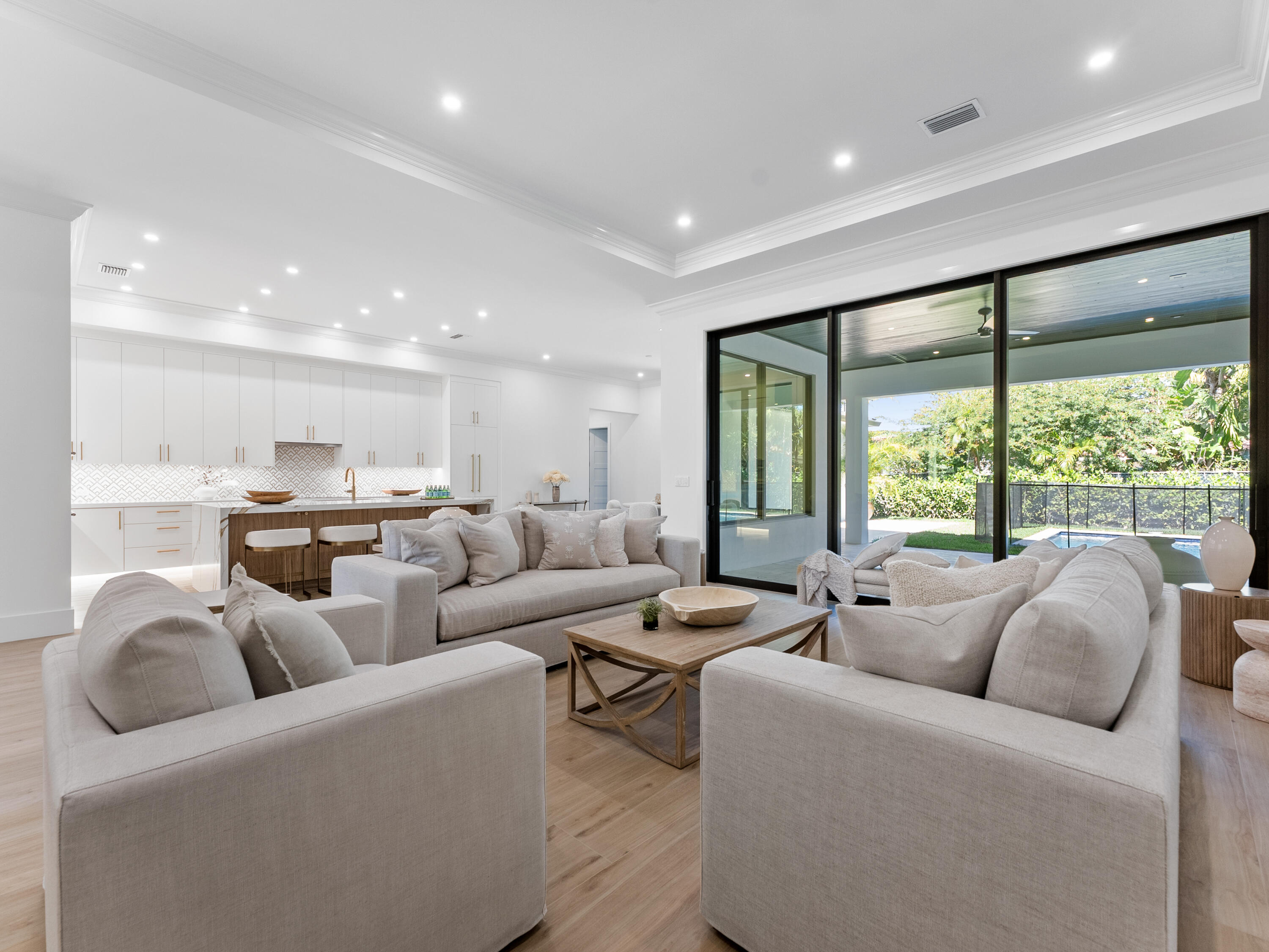 715 Mission Hill Road Boynton Beach, FL 33435 - Photo 19 of 52 09-68