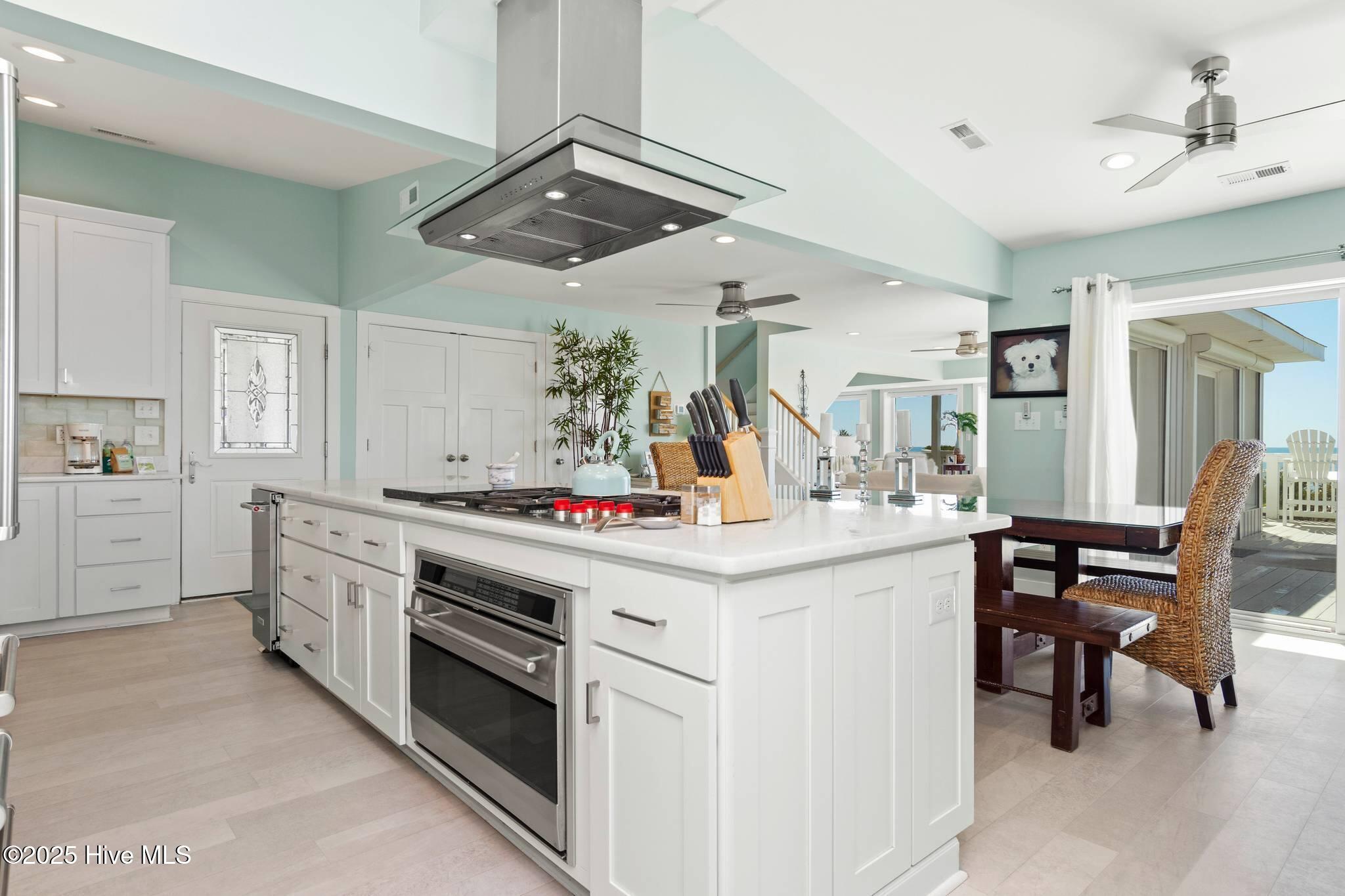 1829 Salter Path Road Indian Beach, NC 28512 - Photo 20 of 27 Ocean View Dining & Kitchen Area