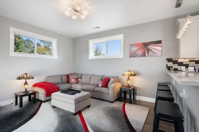 $2,499,000 | 227 Theodor Lane, Sonoma, CA 95476