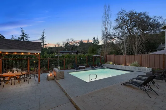 $2,499,000 | 227 Theodor Lane, Sonoma, CA 95476