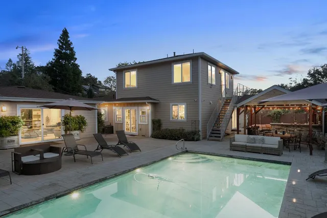 $2,499,000 | 227 Theodor Lane, Sonoma, CA 95476