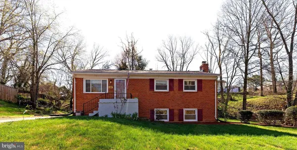$2,900 | 14707 Brook Drive, Woodbridge, VA 22193