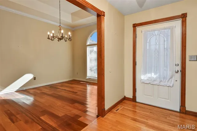 $399,900 | 899 West Sherwood Drive, Springfield, MO 65810