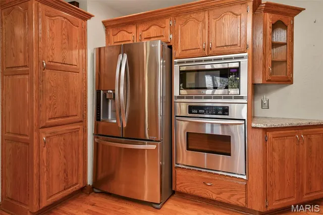 $399,900 | 899 West Sherwood Drive, Springfield, MO 65810