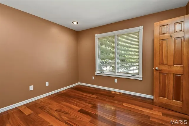 $399,900 | 899 West Sherwood Drive, Springfield, MO 65810