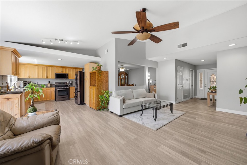 4215 Colibri Court Moorpark, CA 93021 - Photo 22 of 111