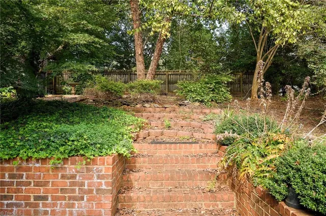 $399,000 | 4016 Clinard Road, Clemmons, NC 27012