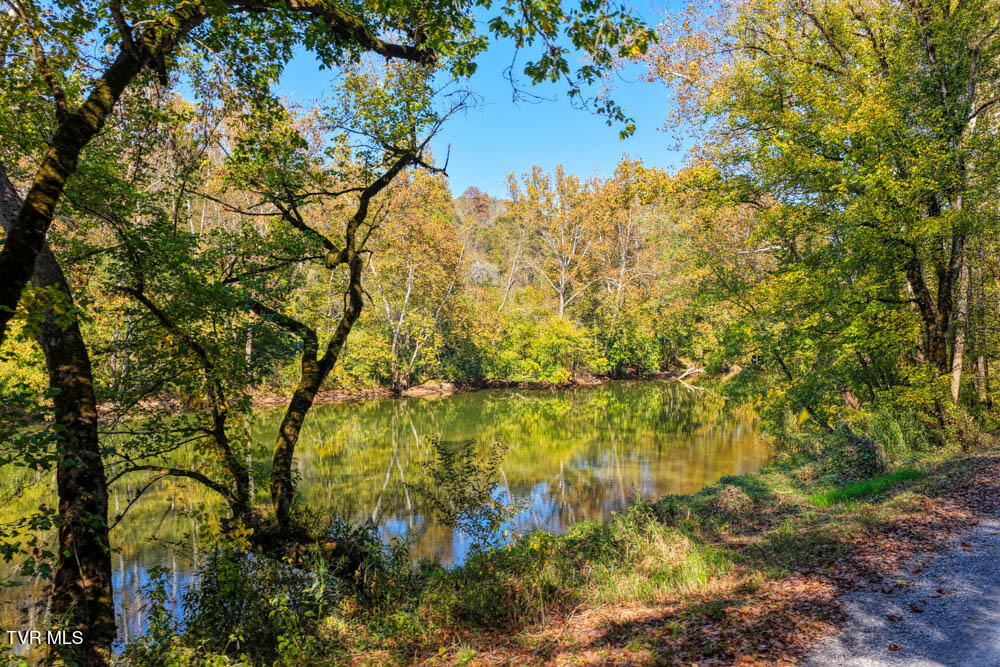 275 Wake Forest Road Eidson, TN 37731 - Photo 26 of 57 275 Wake Forest. Eidson MLSa (2 of 49)