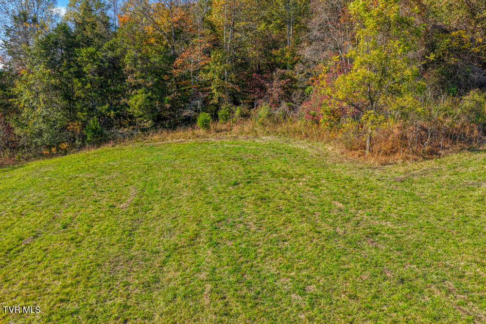 275 Wake Forest Road Eidson, TN 37731 - Photo 40 of 57 275 Wake Forest. Eidson MLSa (31 of 49)