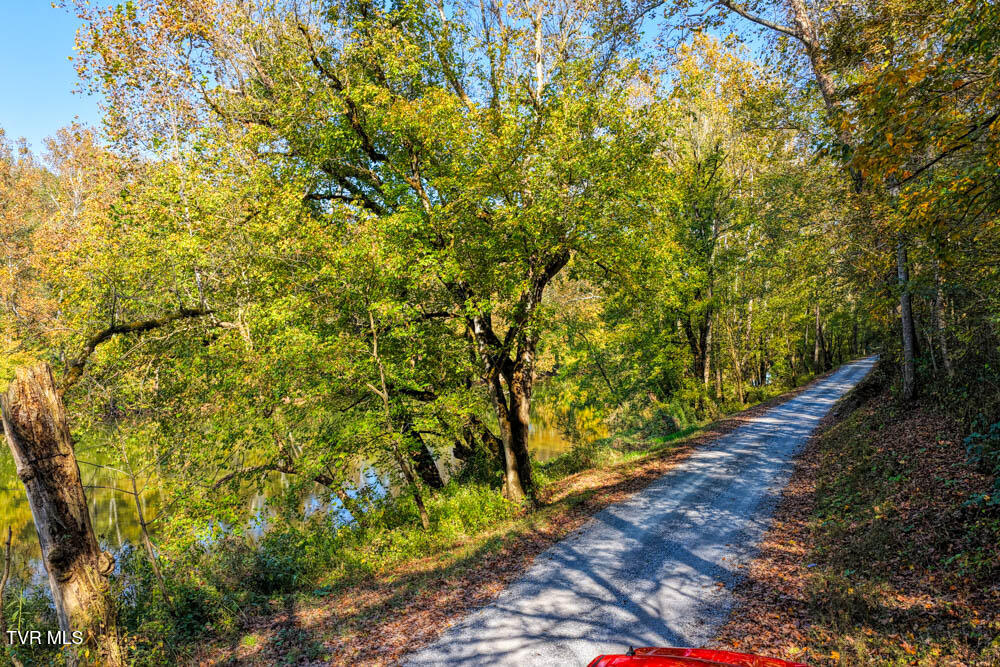 275 Wake Forest Road Eidson, TN 37731 - Photo 5 of 57 275 Wake Forest. Eidson MLSa (1 of 49)