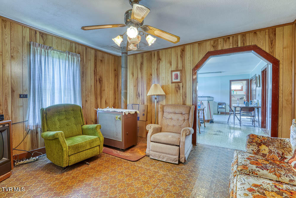 275 Wake Forest Road Eidson, TN 37731 - Photo 10 of 57 275 Wake Forest. Eidson MLSb (1 of 9)