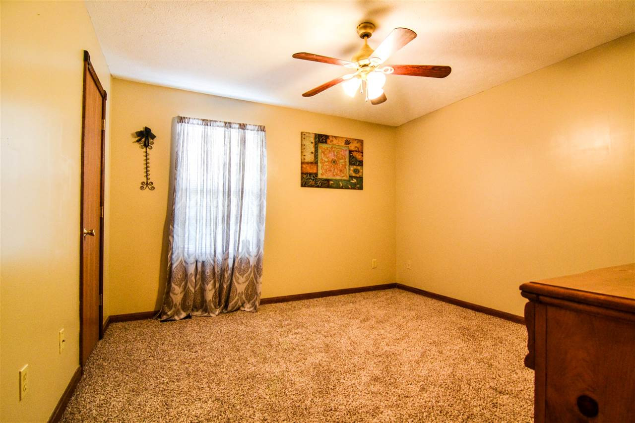 15267 Violet Road Crittenden, KY 41030 - Photo 11 of 21 Gallery Image 11