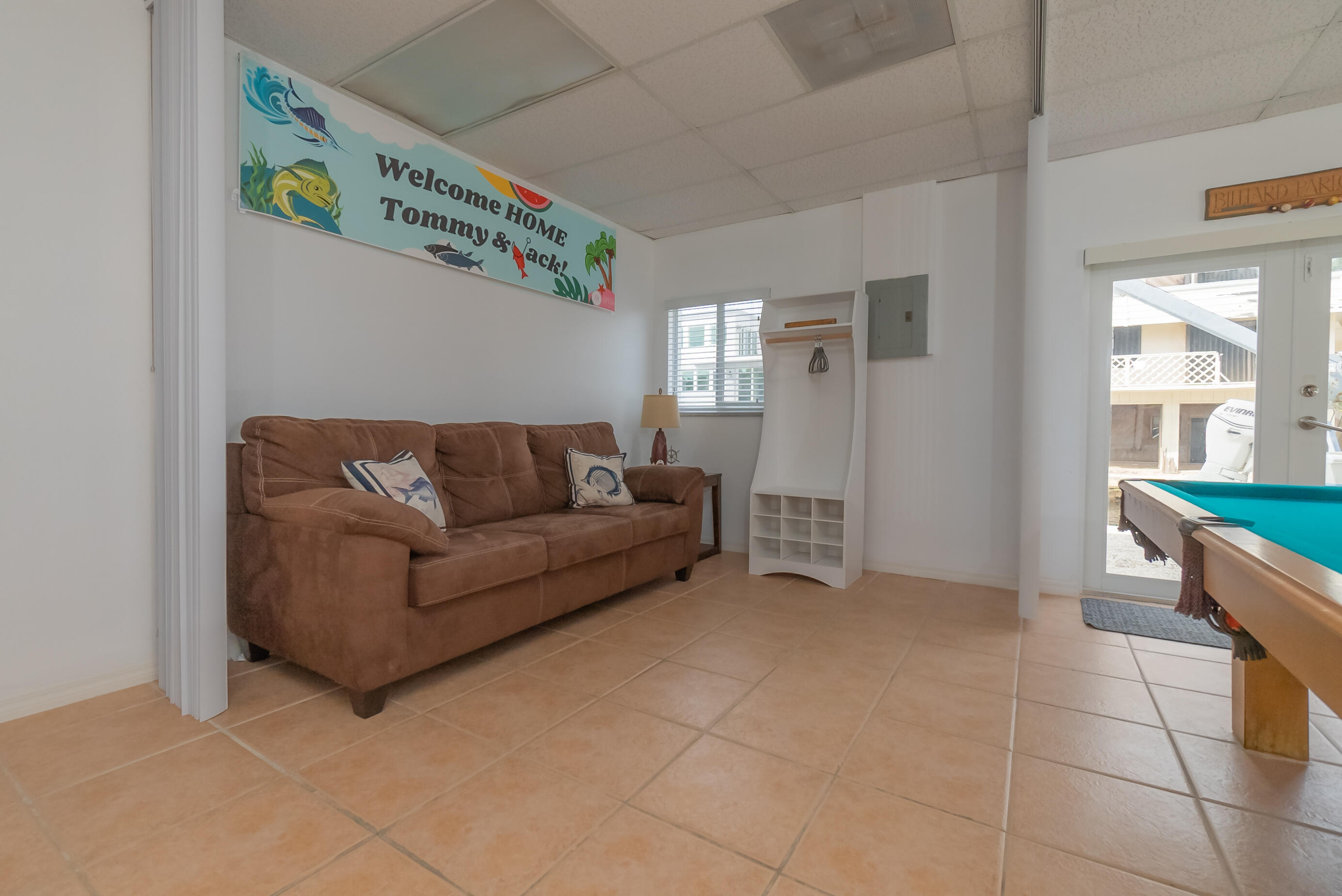 601 Cuda Lane Key Largo, FL 33037 - Photo 49 of 90 a living room with furniture and a window