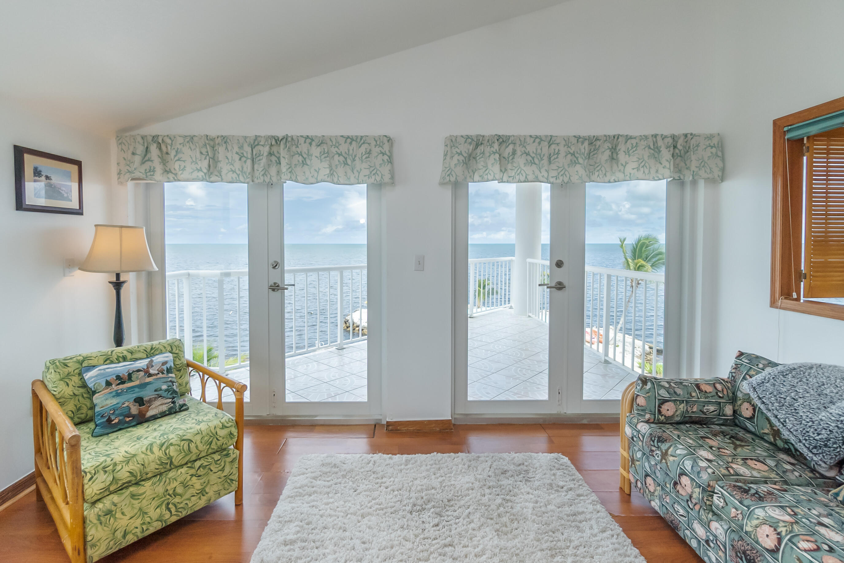 601 Cuda Lane Key Largo, FL 33037 - Photo 78 of 90 a living room with furniture and a couch