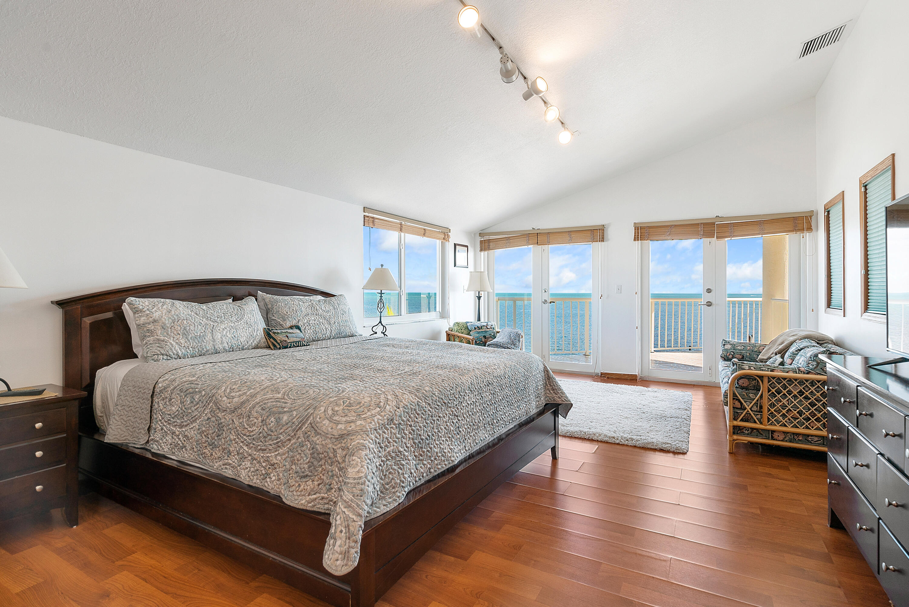 601 Cuda Lane Key Largo, FL 33037 - Photo 88 of 90 3rd Floor Primary Bedroom