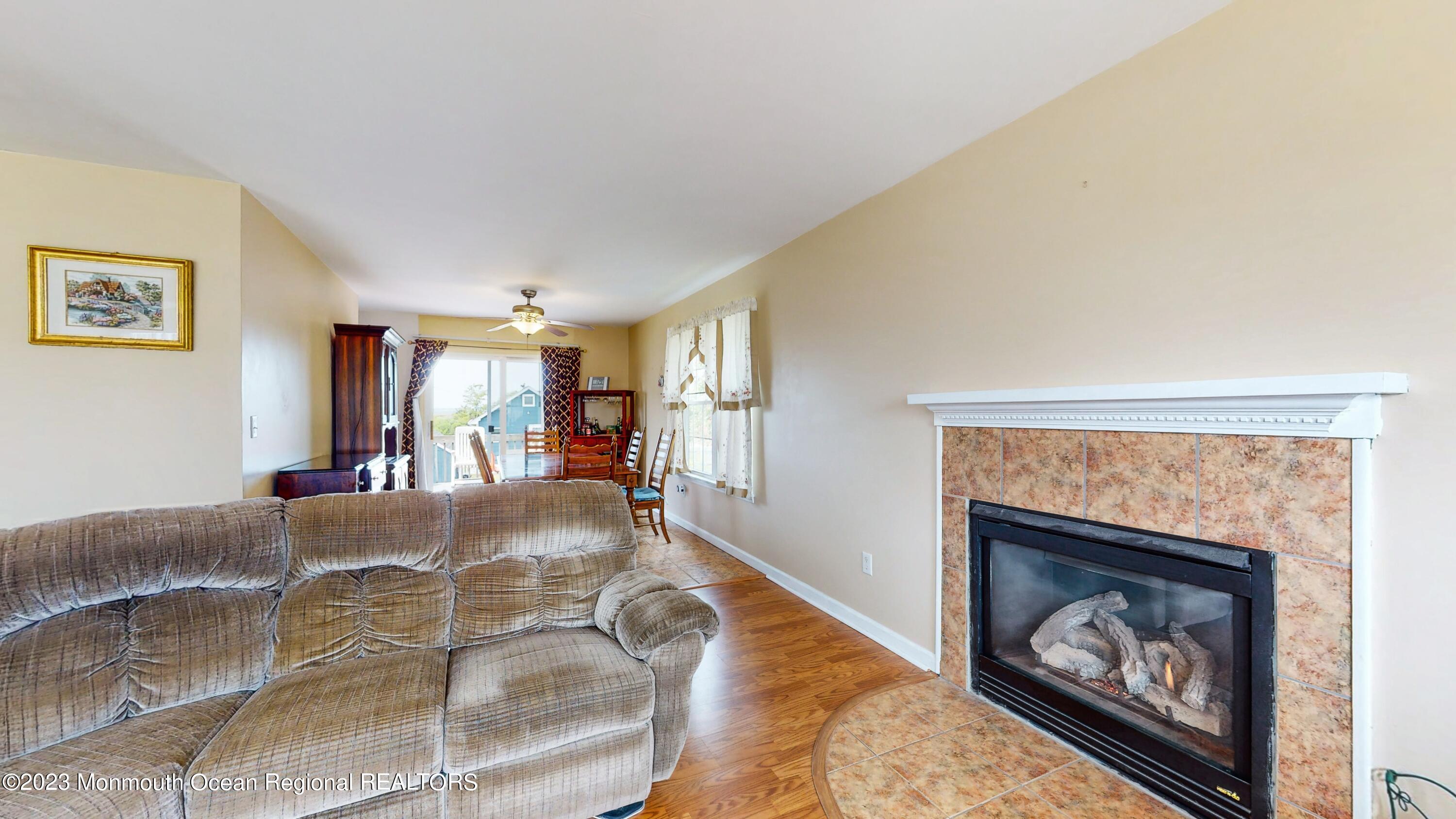 209 Raritan Street Union Beach, NJ 07735 - Photo 3 of 27 04_209RaritanStreet_2004_HiRes