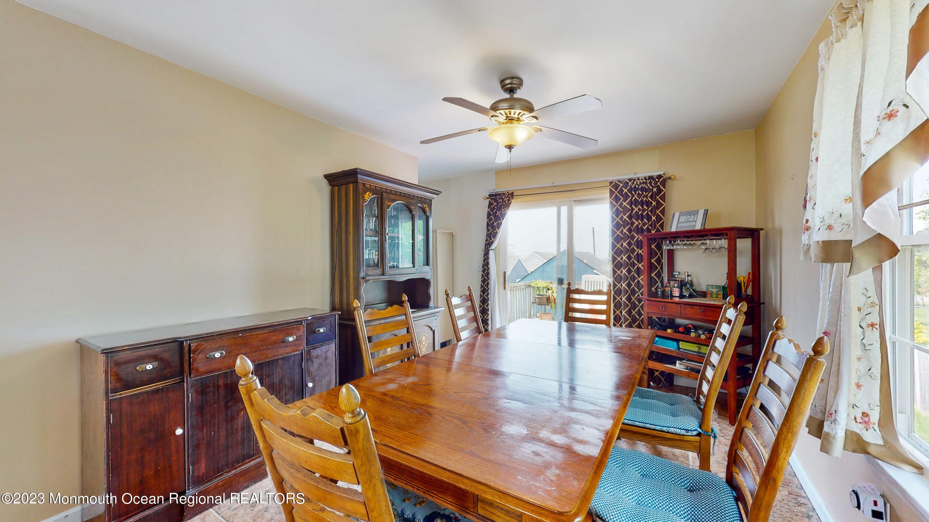 209 Raritan Street Union Beach, NJ 07735 - Photo 5 of 27 06_209RaritanStreet_2006_HiRes