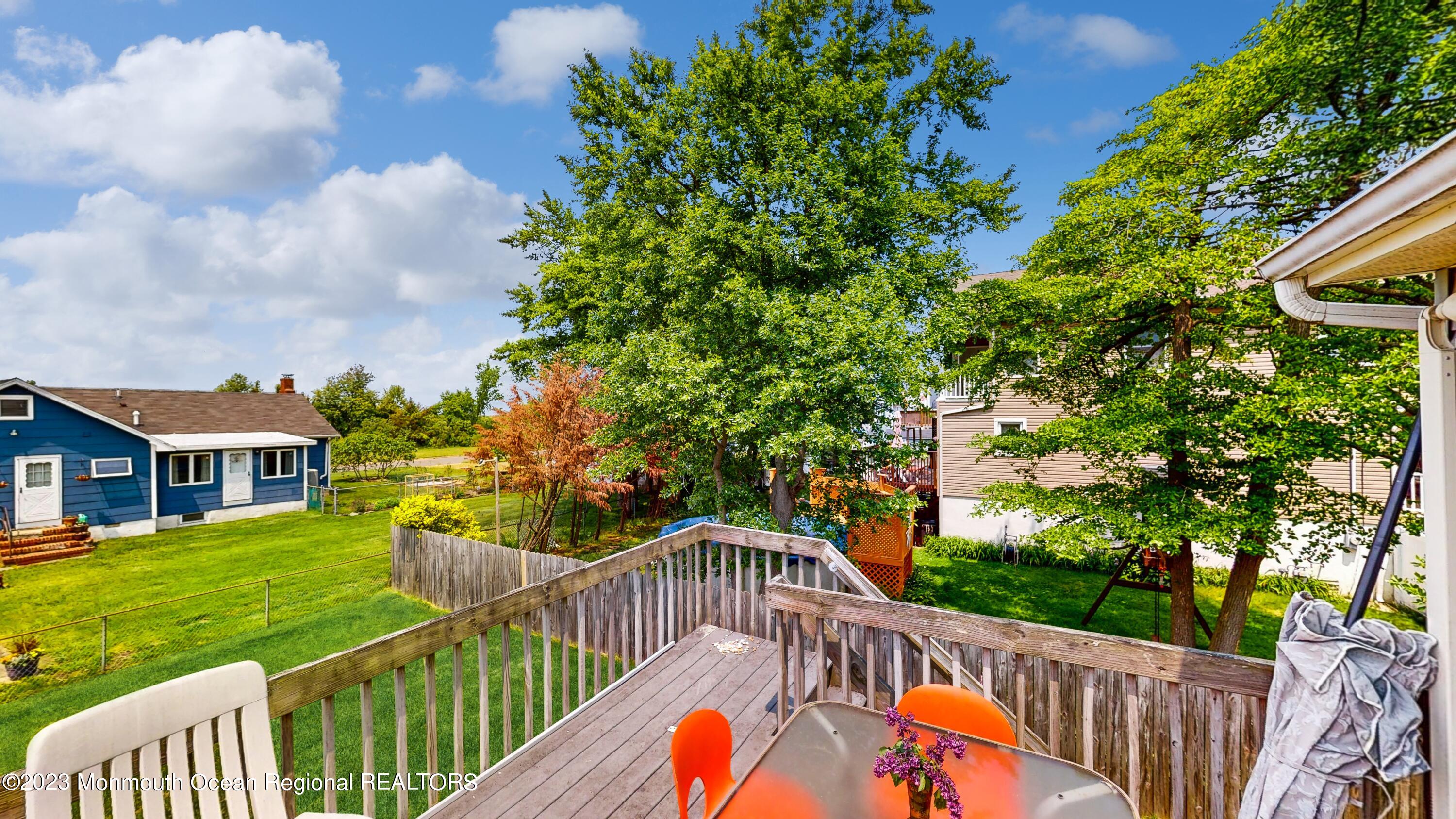 209 Raritan Street Union Beach, NJ 07735 - Photo 8 of 27 23_209RaritanStreet_2023_HiRes