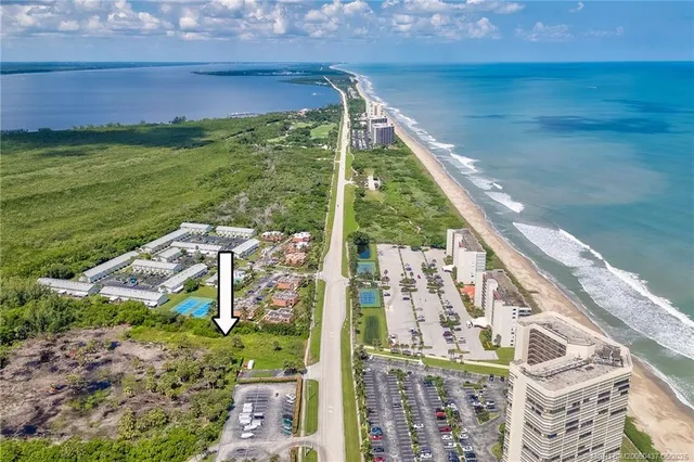 $1,900,000 | 9461 South Ocean Drive, Jensen Beach, FL 34957