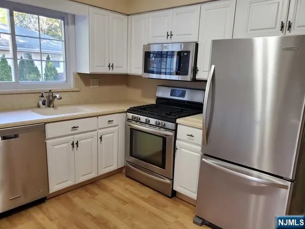 $4,500 | 20 Poplar Street, Unit 1, Dumont, NJ 07628