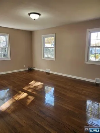 $4,500 | 20 Poplar Street, Unit 1, Dumont, NJ 07628
