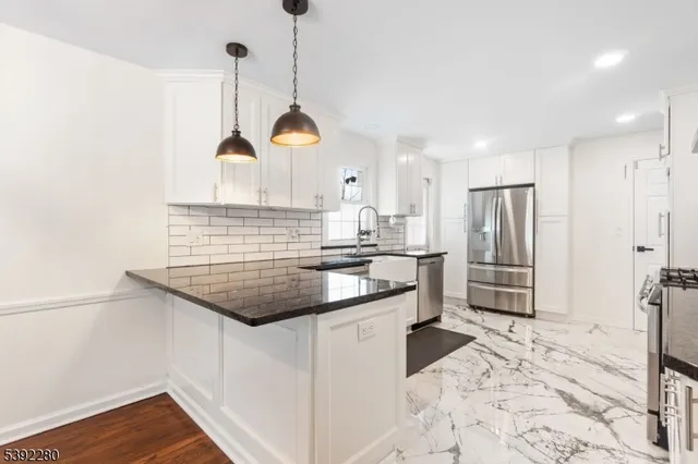 $5,000 | 6 Nottingham Road, West Orange, NJ 07052