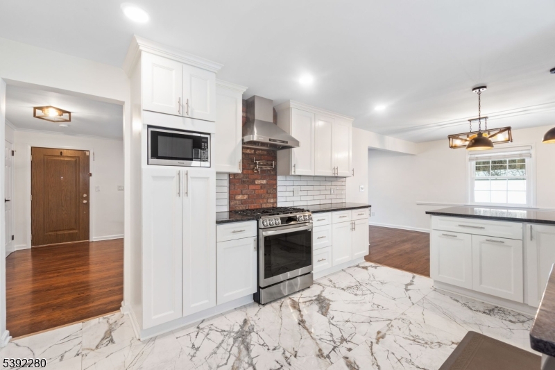 6 Nottingham Road West Orange, NJ 07052 - Photo 14 of 47