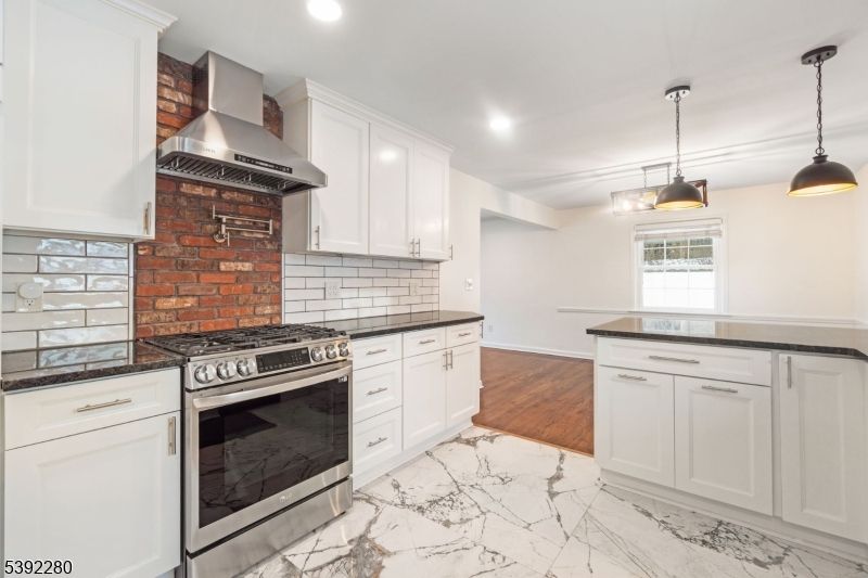 6 Nottingham Road West Orange, NJ 07052 - Photo 16 of 47