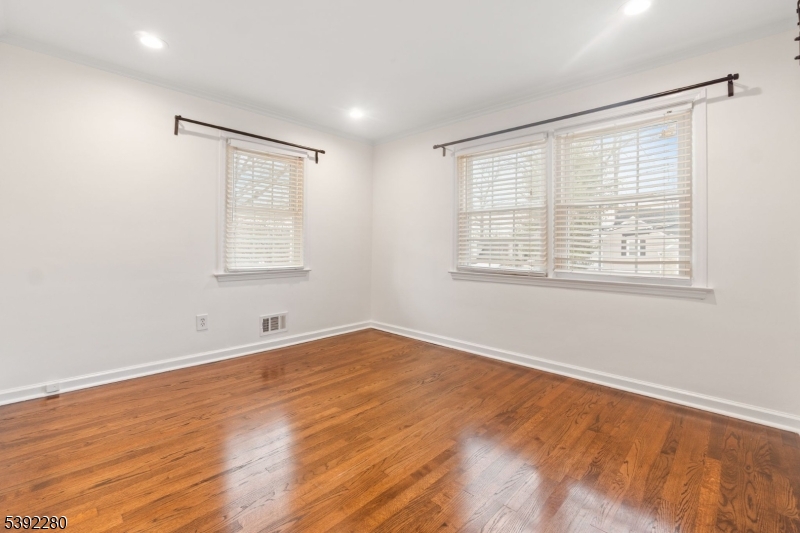 6 Nottingham Road West Orange, NJ 07052 - Photo 20 of 47