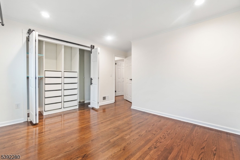 6 Nottingham Road West Orange, NJ 07052 - Photo 22 of 47