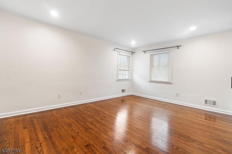 6 Nottingham Road West Orange, NJ 07052 - Photo 23 of 47