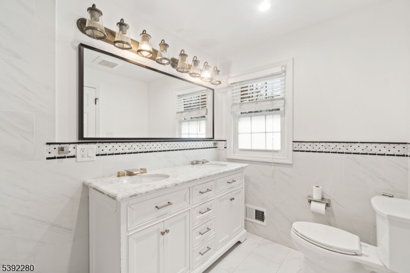 6 Nottingham Road West Orange, NJ 07052 - Photo 27 of 47