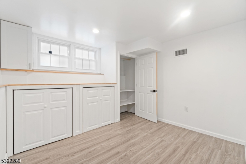 6 Nottingham Road West Orange, NJ 07052 - Photo 31 of 47