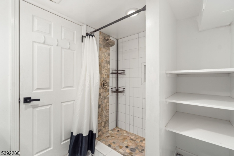 6 Nottingham Road West Orange, NJ 07052 - Photo 36 of 47