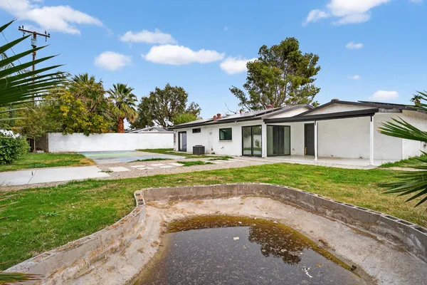 $499,900 | 2251 North San Gorgonio Road, Palm Springs, CA 92262