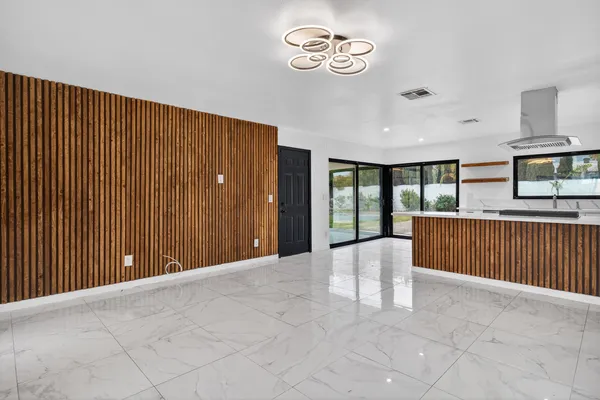 $499,900 | 2251 North San Gorgonio Road, Palm Springs, CA 92262