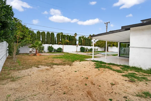 $499,900 | 2251 North San Gorgonio Road, Palm Springs, CA 92262
