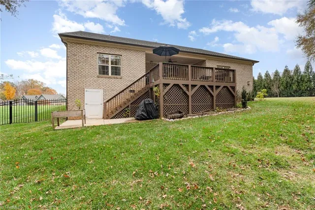 $545,000 | 125 Bandelier Court, Clemmons, NC 27012