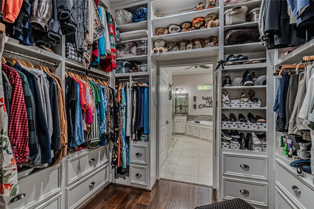 $10,000 | 15569 Crown Oaks Drive, Montgomery, TX 77316