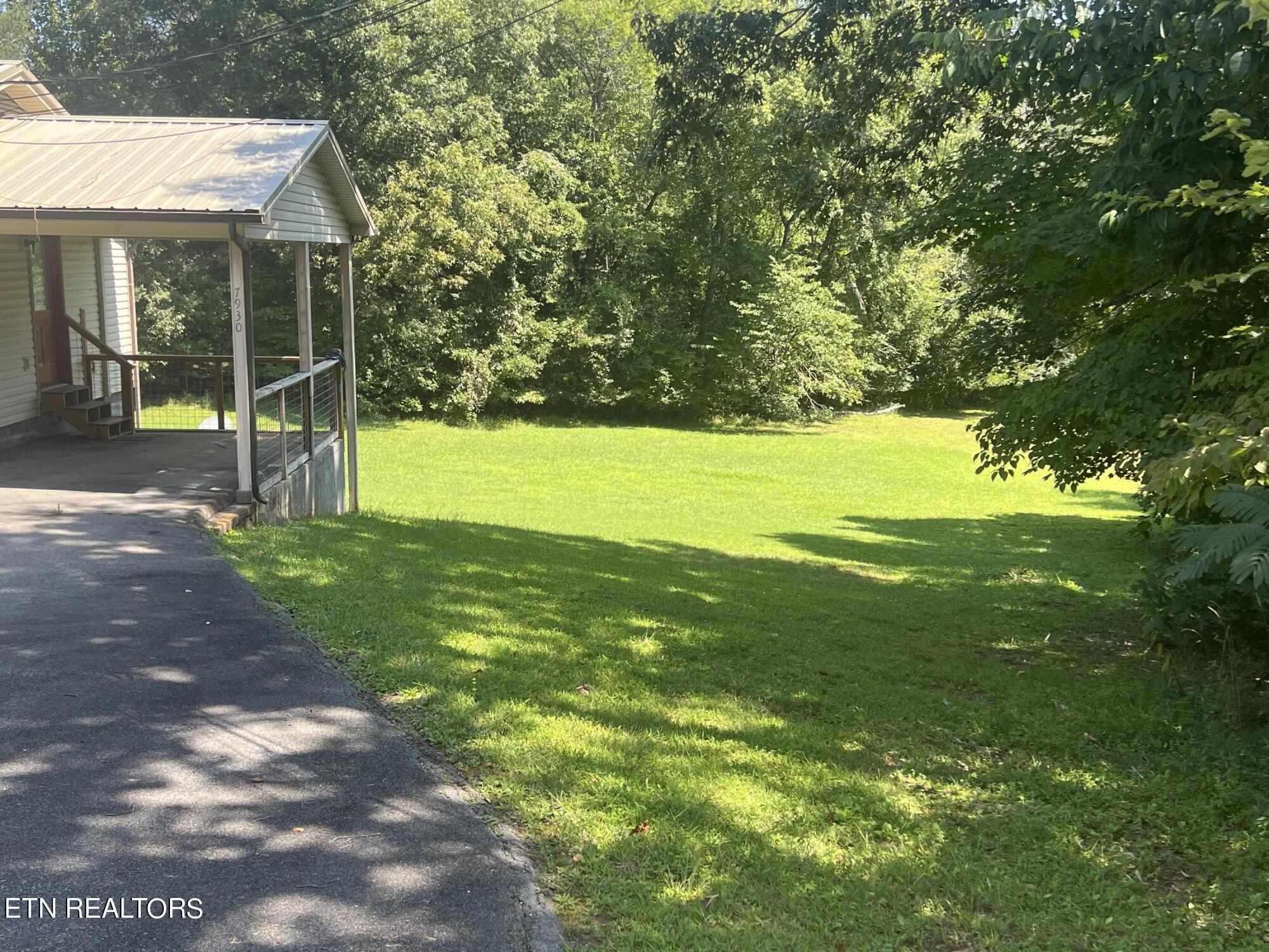 7930 Swaggerty Road Knoxville, TN 37920 - Photo 2 of 10 2FE5F273-A58C-4451-BF3D-57D0B6B84C15
